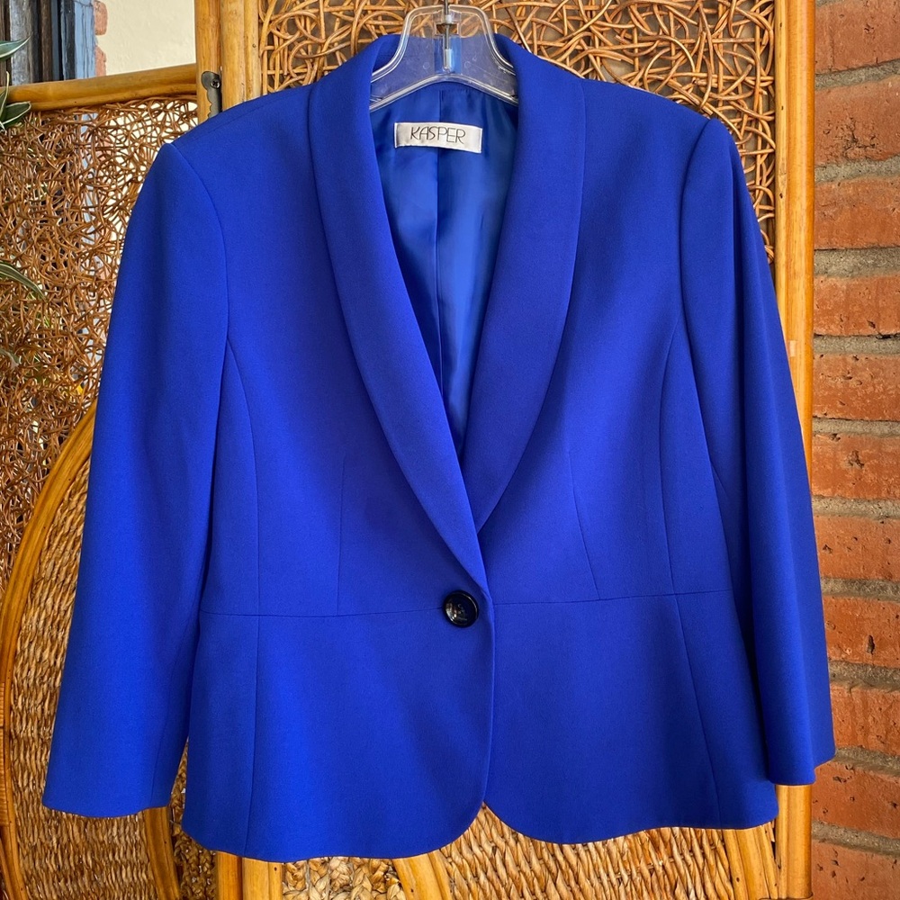 Kasper Women's Vibrant Blue Lined Suit Jacket.